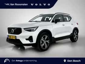 Volvo XC40 (2025)