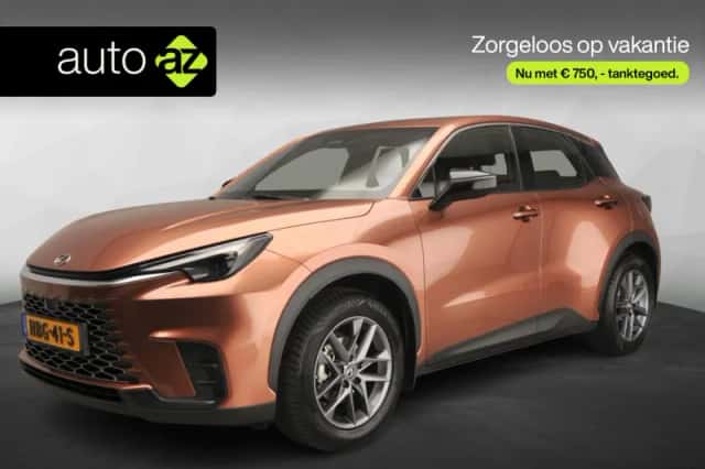 Lexus LBX (2025)