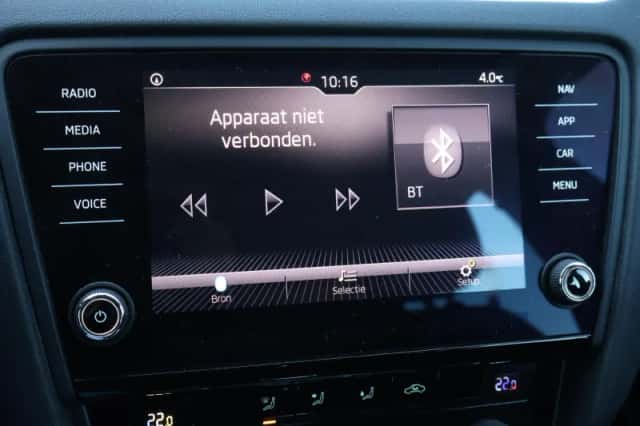 Škoda Octavia (2019) thumbnail 21