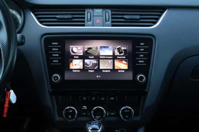 Škoda Octavia (2019) thumbnail 29