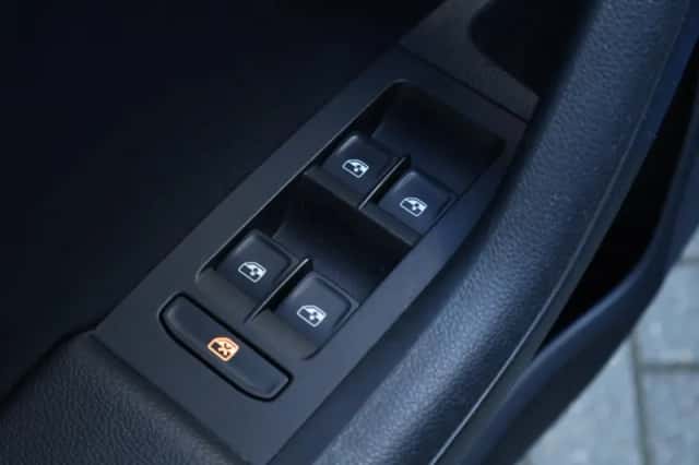 Škoda Octavia (2019) thumbnail 33