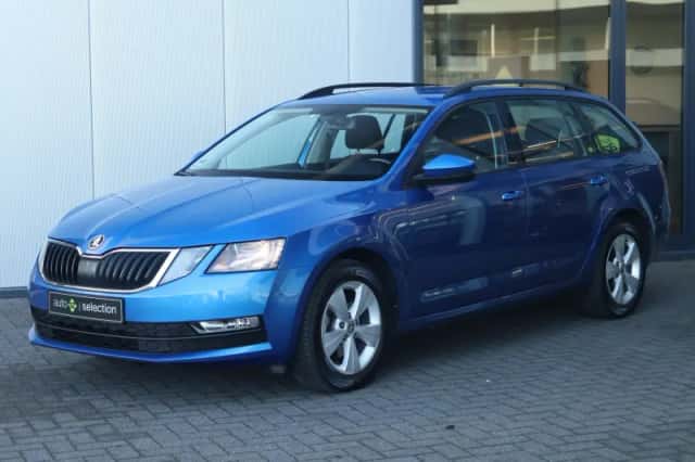 Škoda Octavia (2019) thumbnail 6