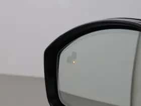 Land Rover Discovery Sport (2025) thumbnail 12
