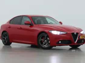 Alfa Romeo Giulia (2016)