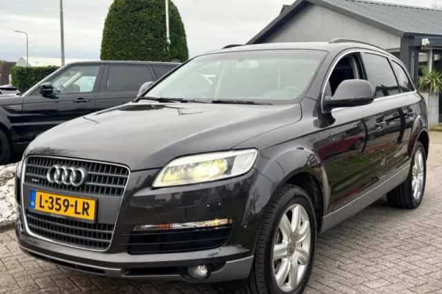 Audi Q7 (2006)