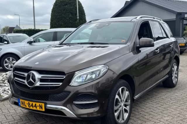Mercedes-Benz GLE (2015)