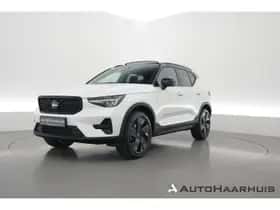 Volvo XC40 (2025)