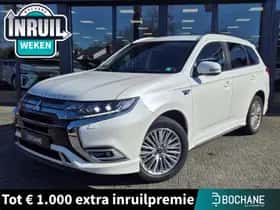 Mitsubishi Outlander (2020)
