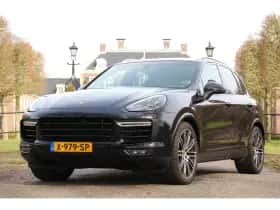 Porsche Cayenne (2015)