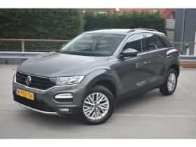 Volkswagen T-Roc (2022)