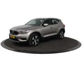 Volvo XC40 (2022)