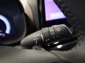 Toyota Yaris Cross (2025) thumbnail 24