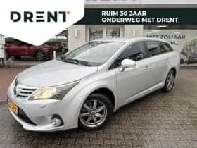 Toyota Avensis (2013)