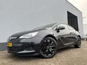 Opel Astra GTC (2014)