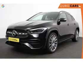 Mercedes-Benz GLA (2023)