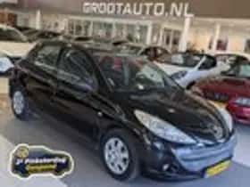 Peugeot 206+ (2010)