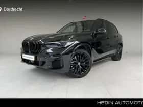 BMW X5 (2022)