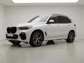 BMW X5 (2021)