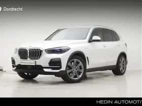 BMW X5 (2021)