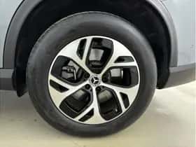 Mercedes-Benz GLC-Klasse (2025) thumbnail 4
