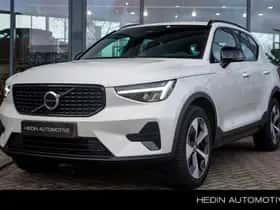 Volvo XC40 (2025)