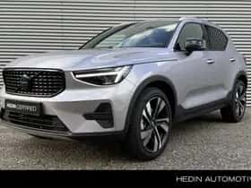 Volvo XC40 (2025)
