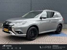 Mitsubishi Outlander (2021)