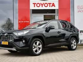Toyota RAV4 (2021)