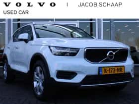 Volvo XC40 (2021)