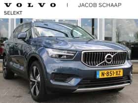 Volvo XC40 (2022)