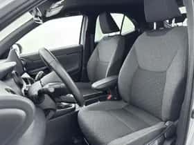 Toyota Yaris_Cross (2021) thumbnail 16