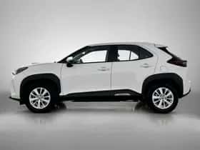 Toyota Yaris_Cross (2022) thumbnail 3