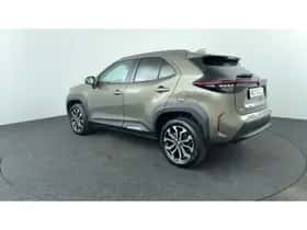 Toyota Yaris Cross (2024) thumbnail 3