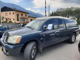Nissan TITAN (2004)