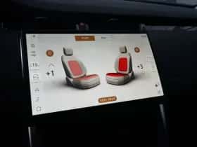 Land Rover Discovery Sport (2025) thumbnail 25