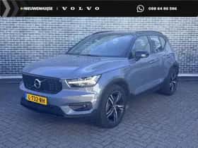 Volvo XC40 (2021)