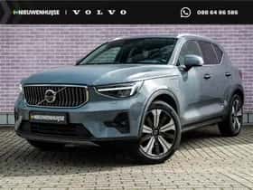 Volvo XC40 (2022)