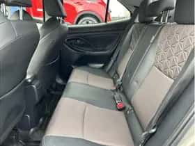 Toyota Yaris Cross (2024) thumbnail 11