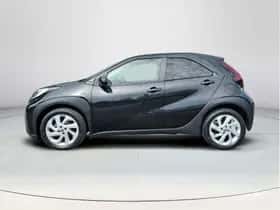 Toyota Aygo X (2022) thumbnail 2