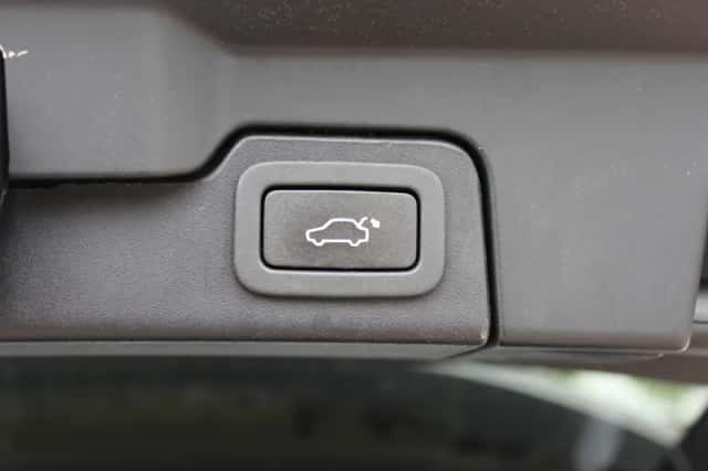 Land Rover Range Rover Evoque (2016) thumbnail 32