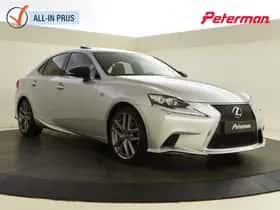 Lexus IS (2015)