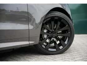 Land Rover Range Rover Sport (2026) thumbnail 31