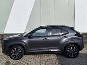Toyota Yaris Cross (2024) thumbnail 3