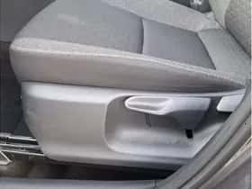 Toyota Yaris Cross (2024) thumbnail 24