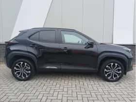 Toyota Yaris Cross (2025) thumbnail 5