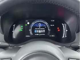 Toyota Yaris Cross (2025) thumbnail 3