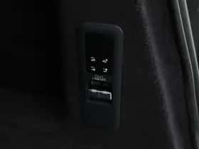 Land Rover Range Rover Sport (2026) thumbnail 32