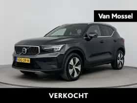 Volvo XC40 (2022)