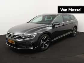 Volkswagen Passat (2023)