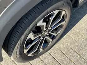 Toyota Yaris Cross (2024) thumbnail 7